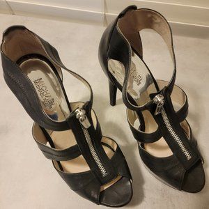 Michael Kors Berkley Strappy Sandals (Black, sz 10
